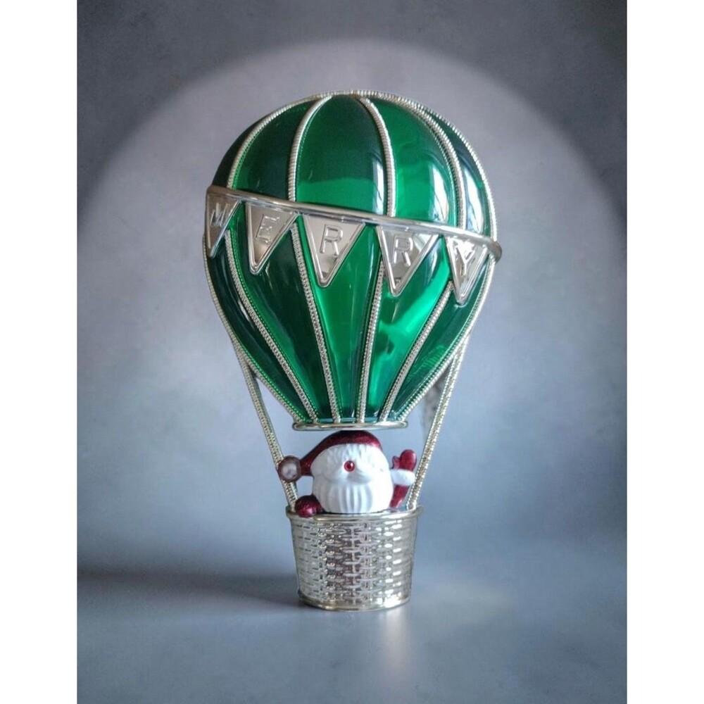 Bath & Body Works Holiday Santa Hot Air Balloon Scent Control Wallflowers Plug
